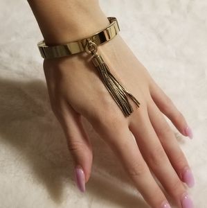 MICHAEL KORS TASSEL BRACELET